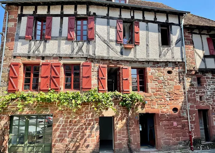Grande Maison Pour 8 Personnes - Bourg De Meyssac