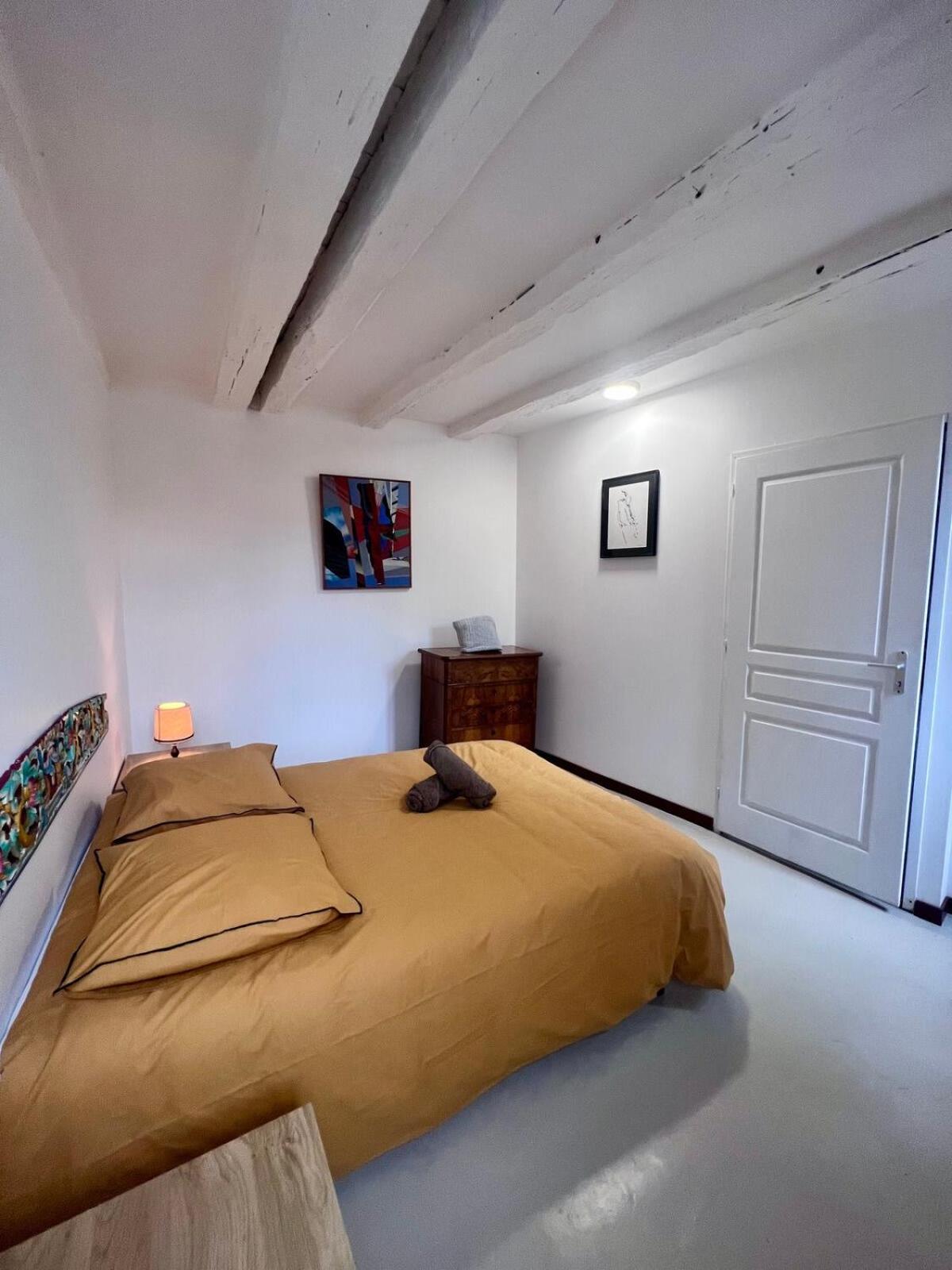 Holiday home Grande Maison Pour 8 Personnes - Bourg De Meyssac
