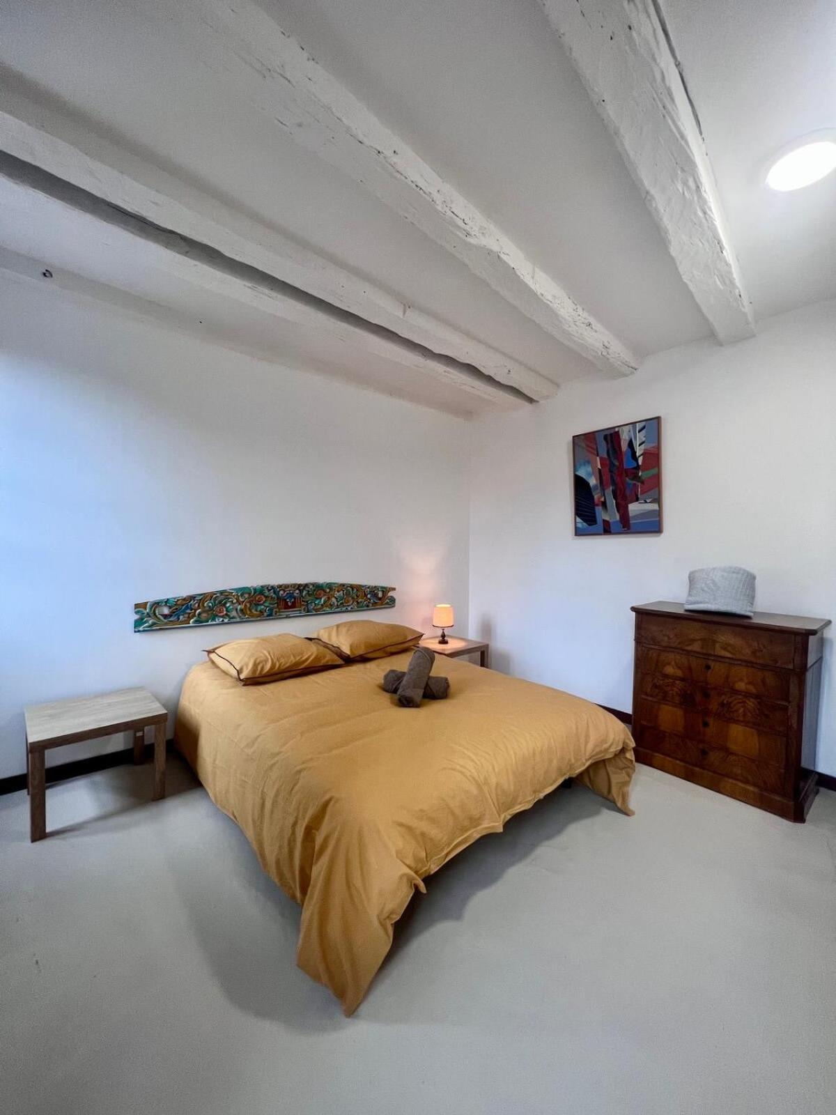 Grande Maison Pour 8 Personnes - Bourg De Holiday home