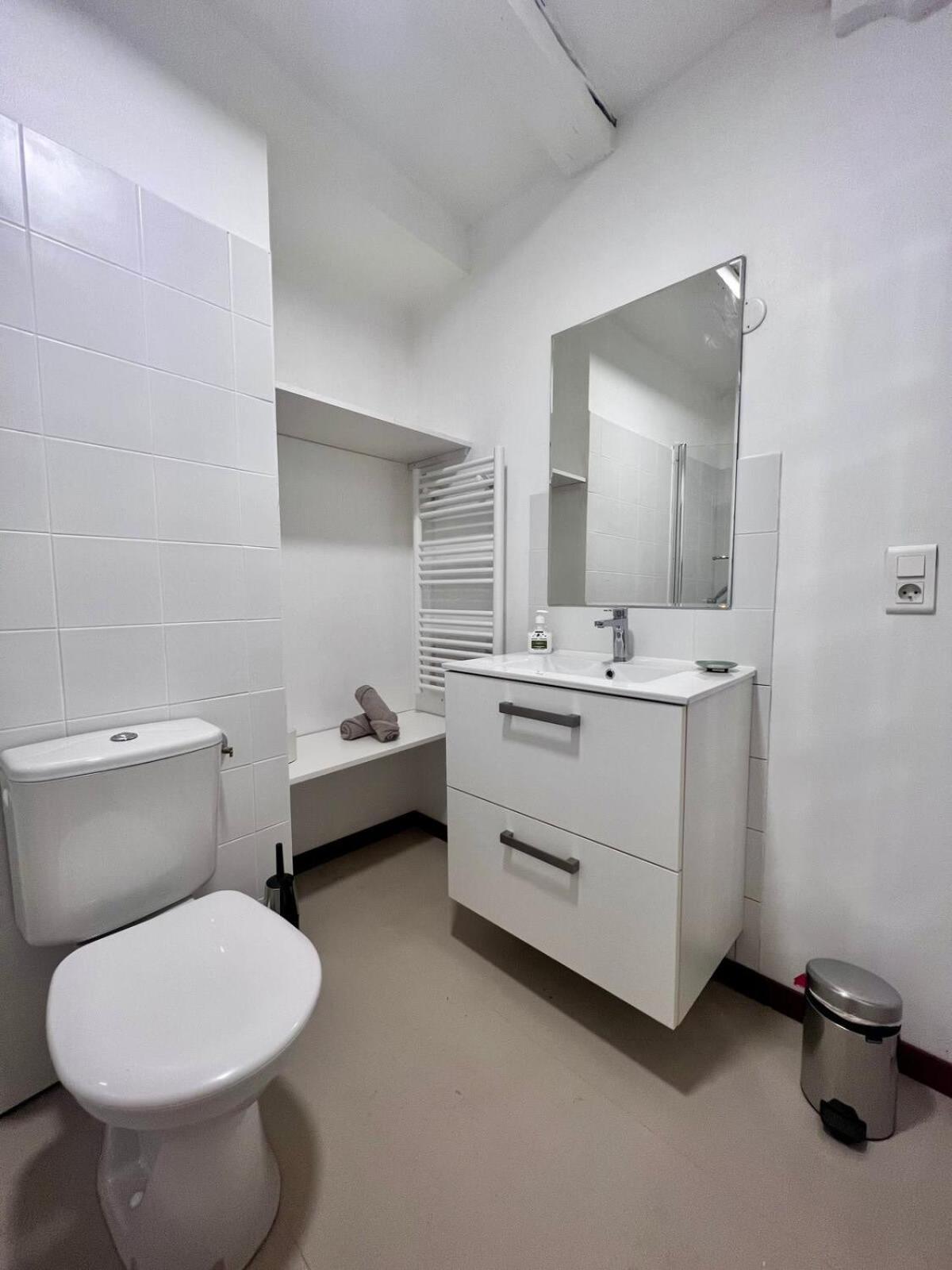 Grande Maison Pour 8 Personnes - Bourg De Holiday home
